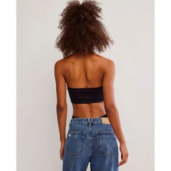 Free People Margot Seamless Halter Bralette / Black NWT - (M/L) - Picture 5 of 7